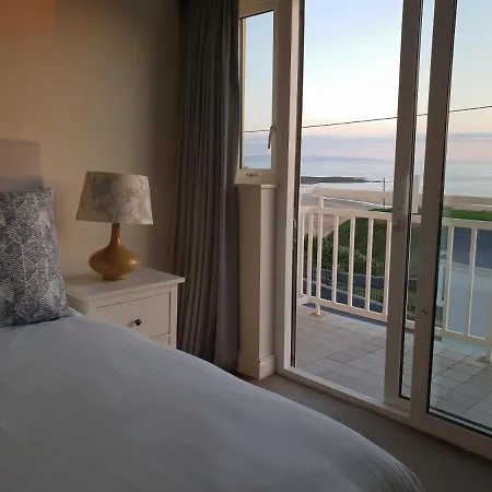 The Cliff House ホテル 3*