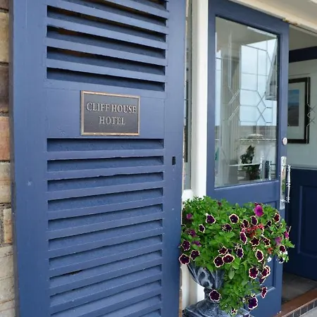 فندق The Cliff House 3*