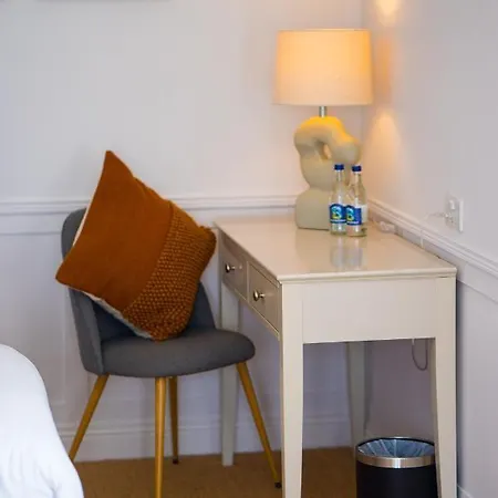 Hotel The Cliff House 3*