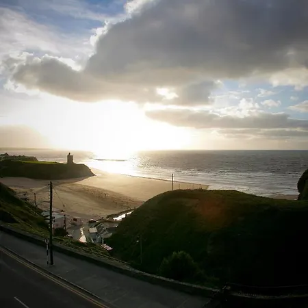 The Cliff House 3*
