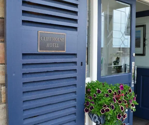 Hotel The Cliff House 3*