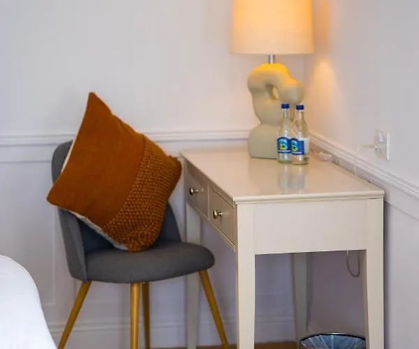 Hotel The Cliff House 3*