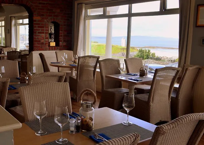 The Cliff House 3*