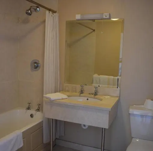 Hotel The Cliff House 3*