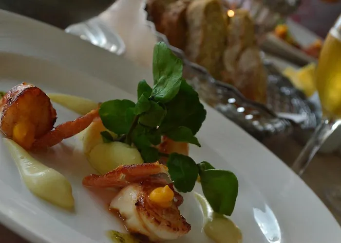 Hotel The Cliff House 3*